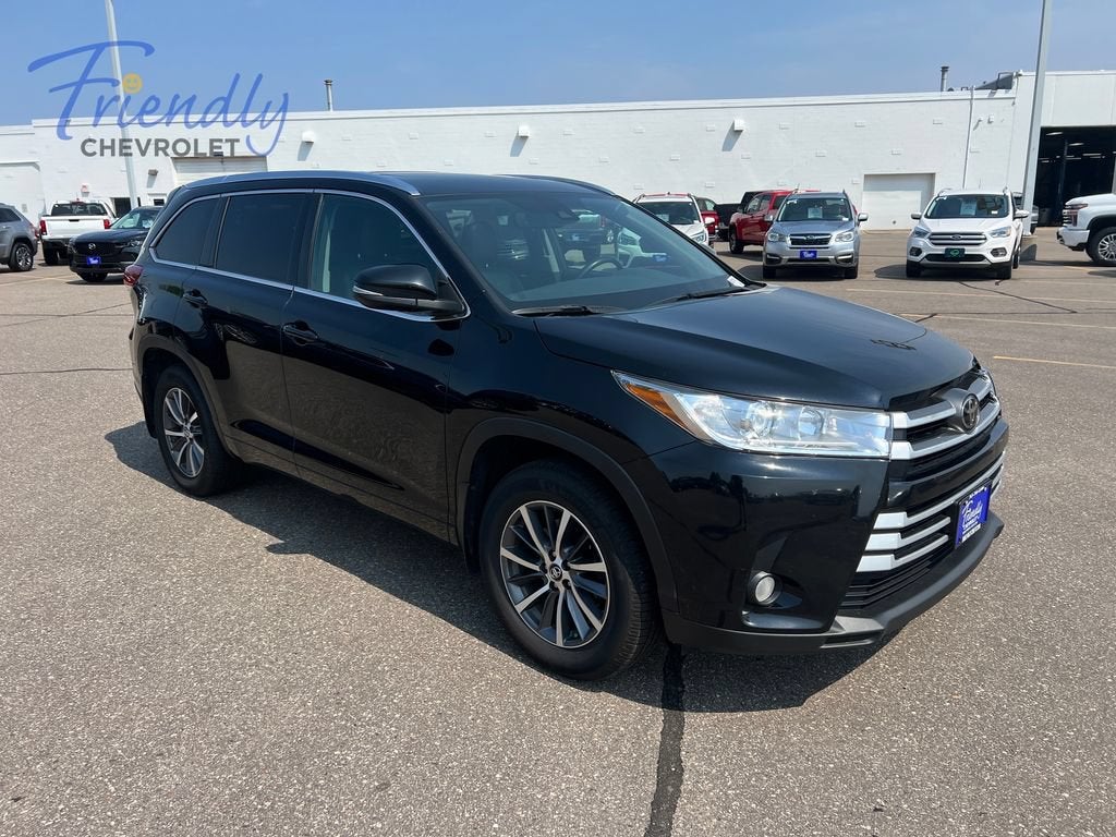 2017 Toyota Highlander SE