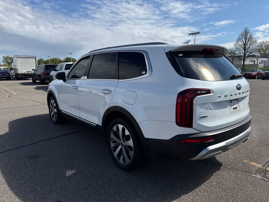 Used 2020 Kia Telluride S with VIN 5XYP6DHC6LG049060 for sale in Fridley, Minnesota