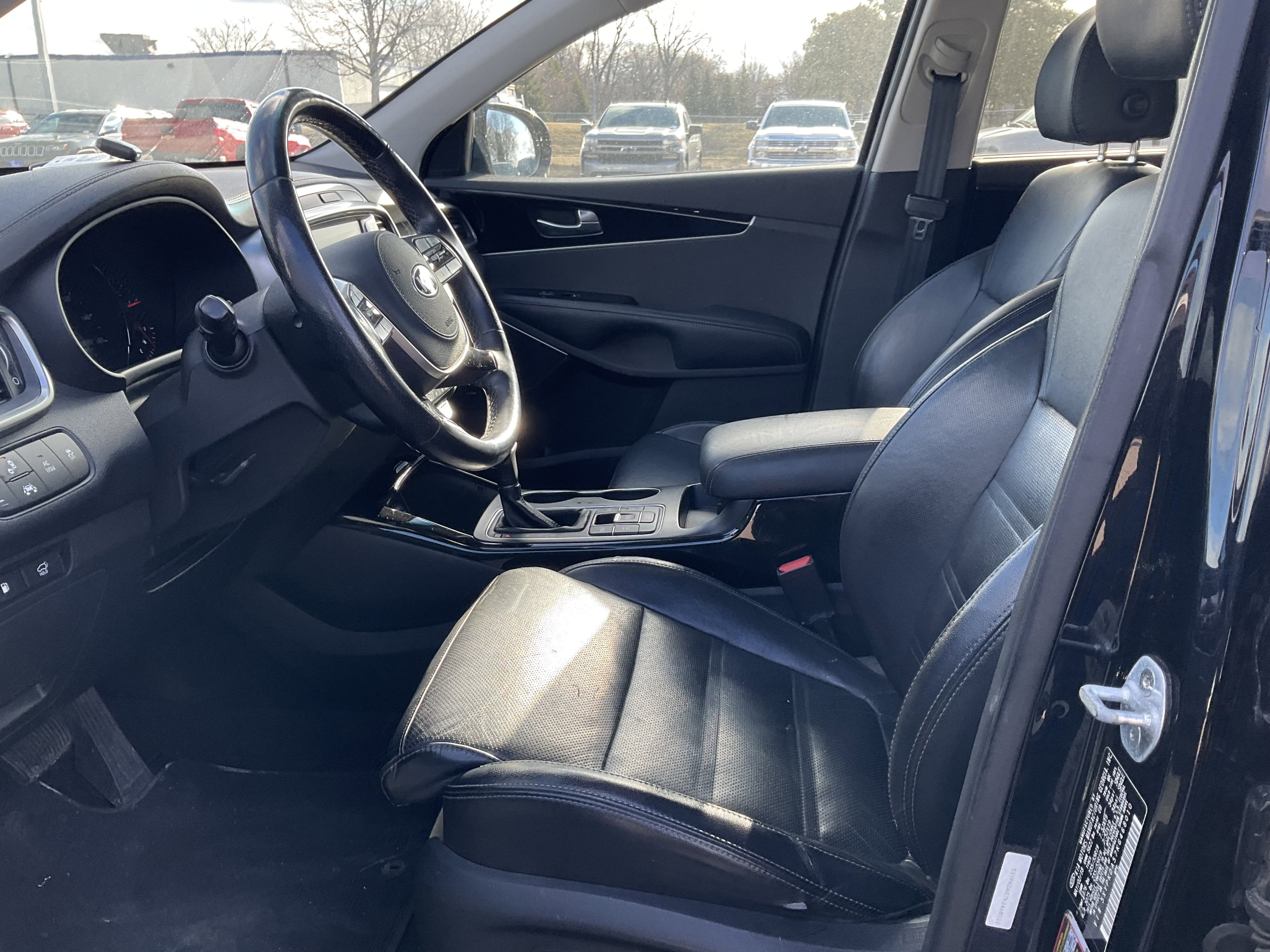 2019 Kia Sorento 3.3L SX