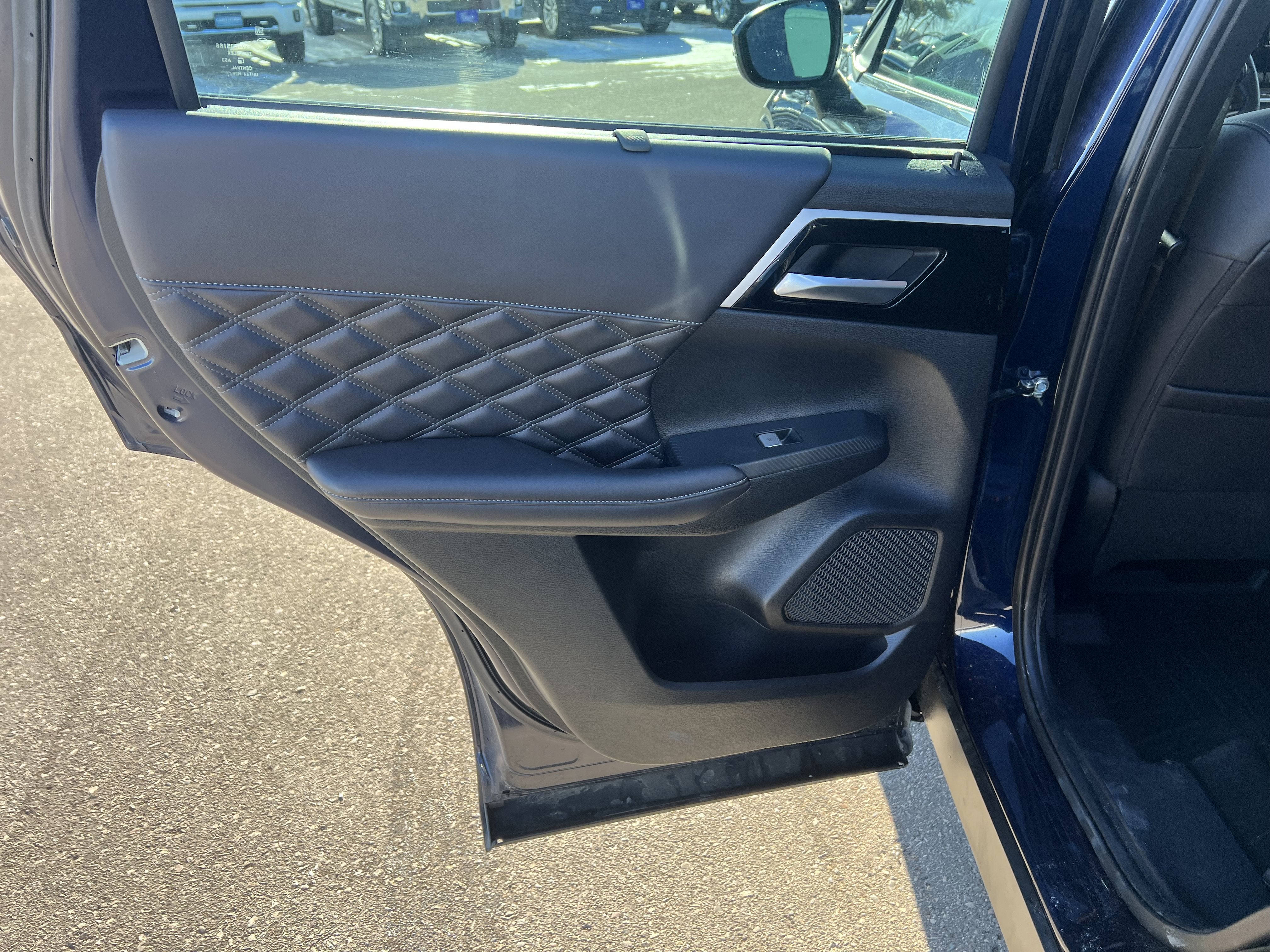 2023 Mitsubishi Outlander SEL 2.5 S-AWC