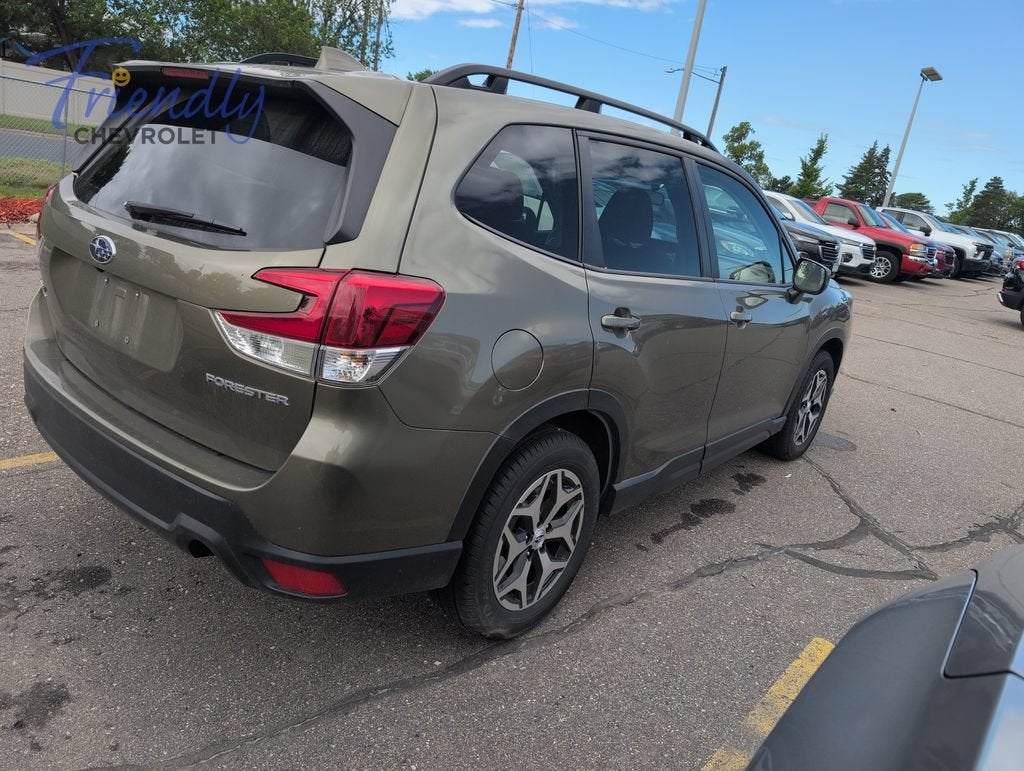 2023 Subaru Forester Premium