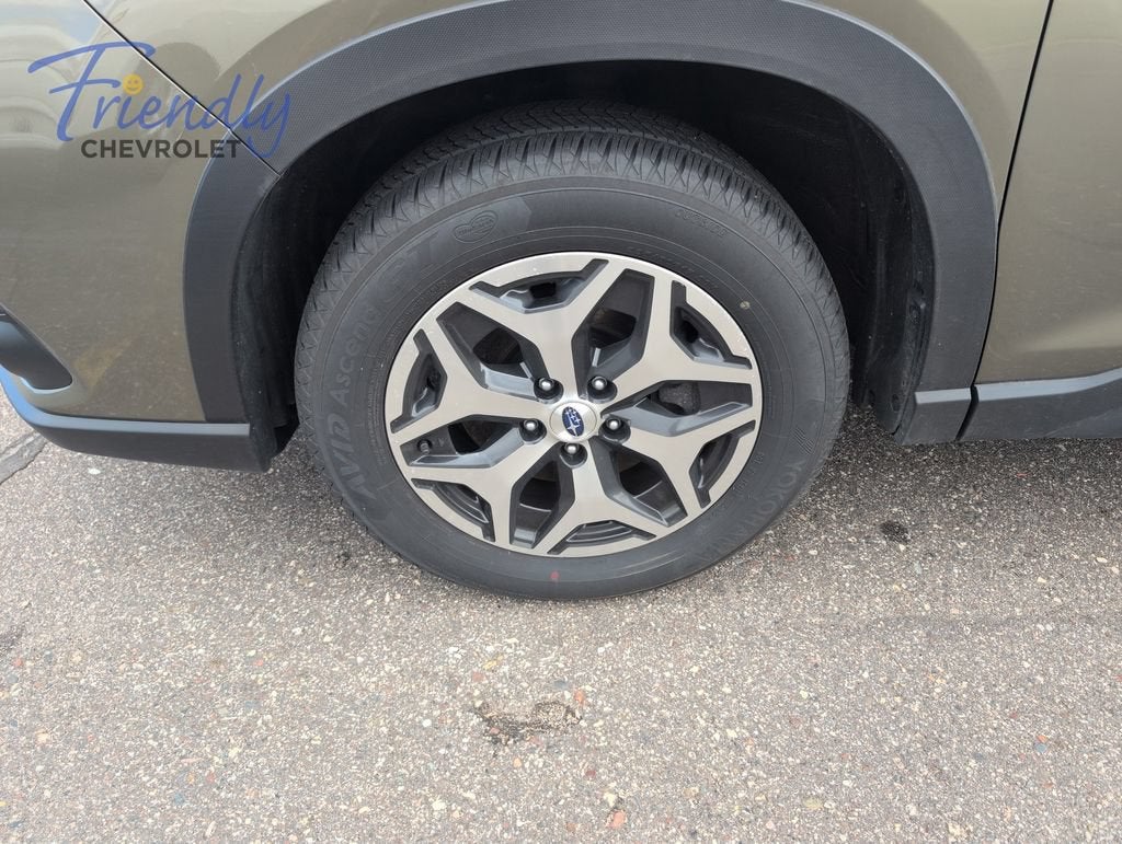 2023 Subaru Forester Premium