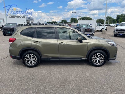 2023 Subaru Forester Premium