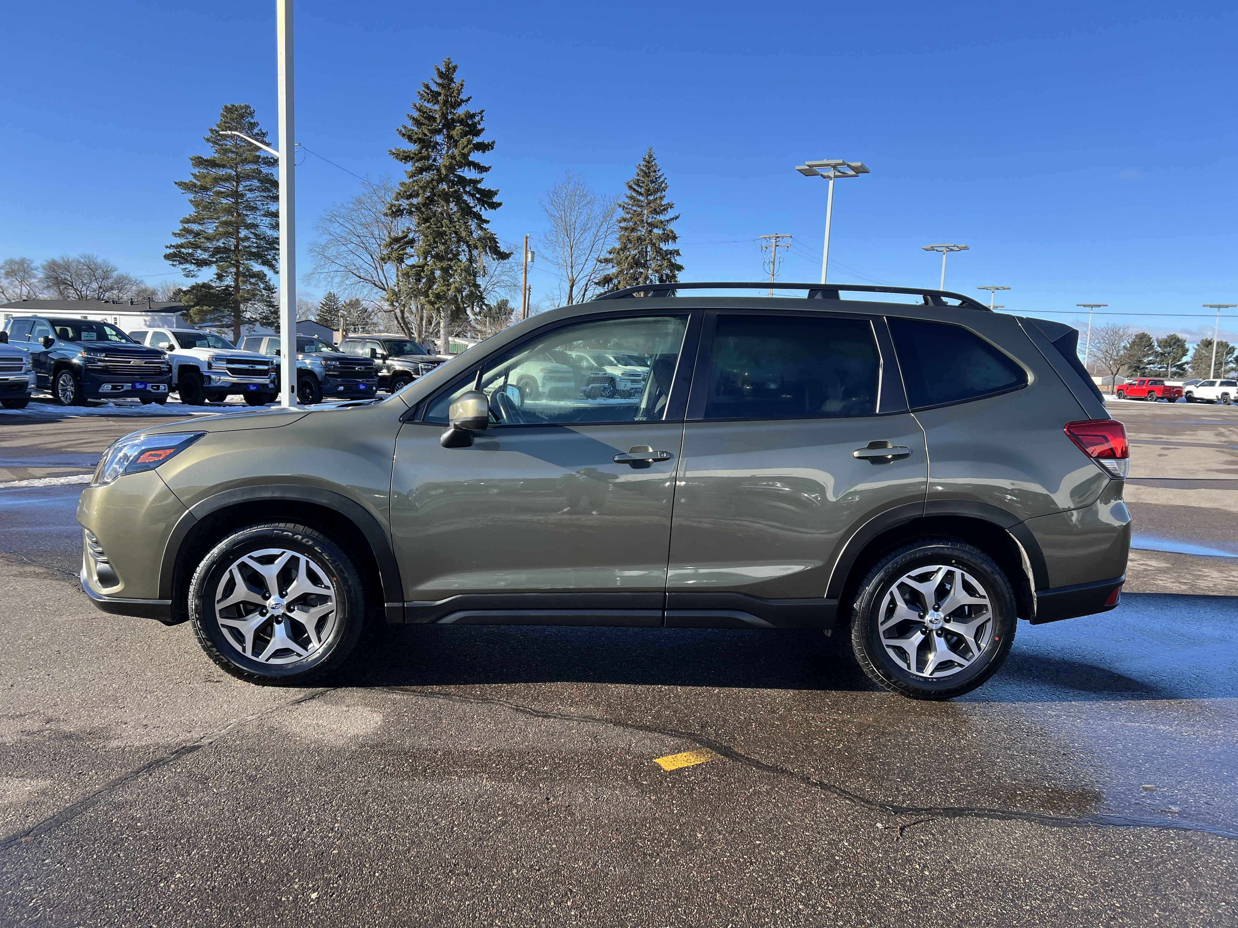 2023 Subaru Forester Premium