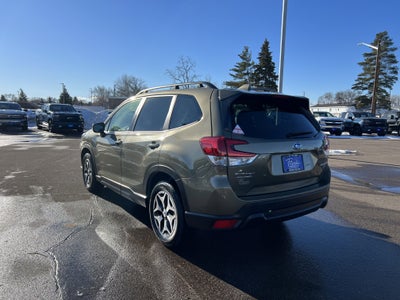 2023 Subaru Forester Premium