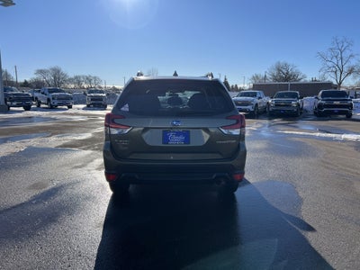 2023 Subaru Forester Premium