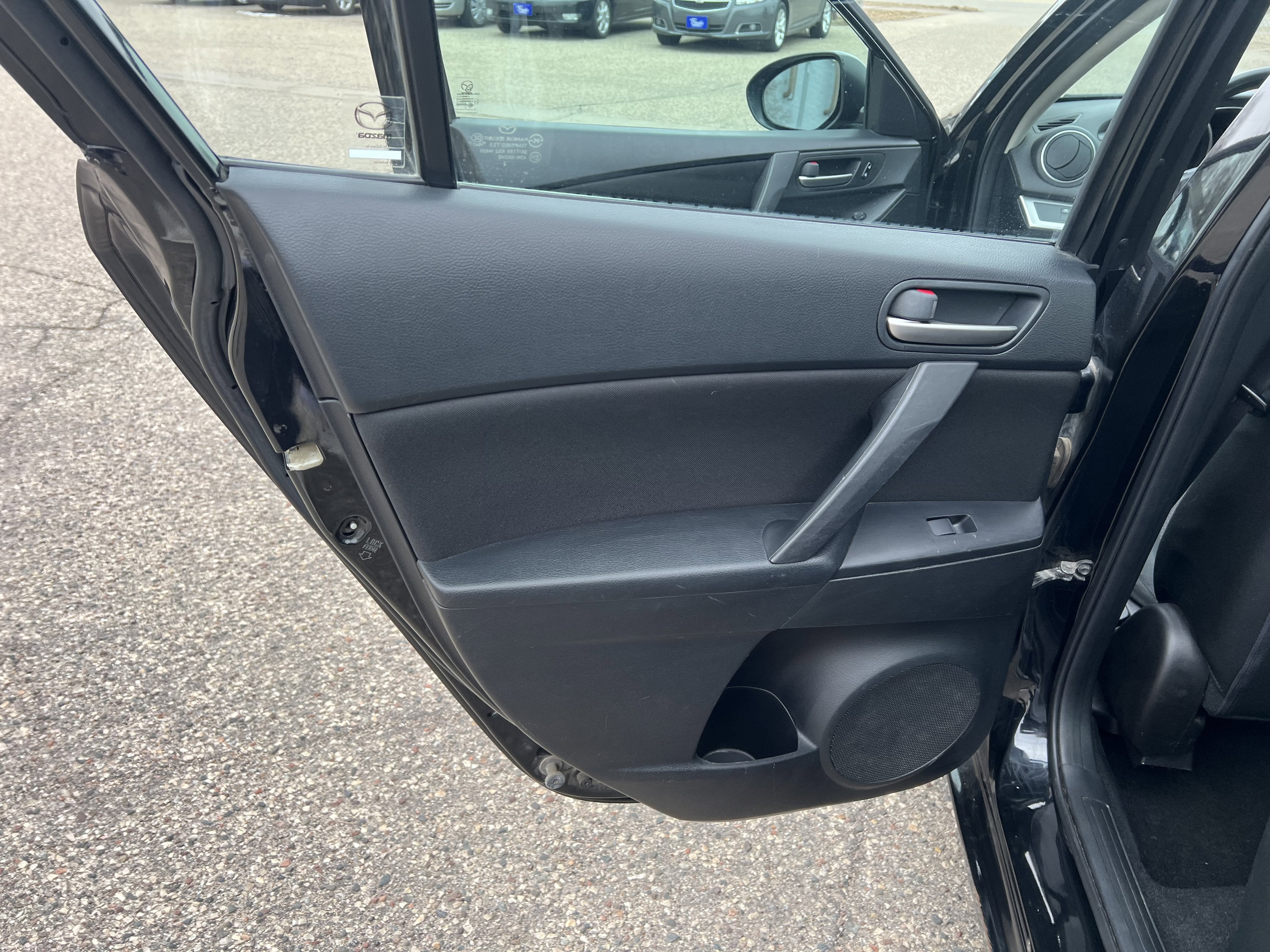 2013 Mazda Mazda3 i Sport