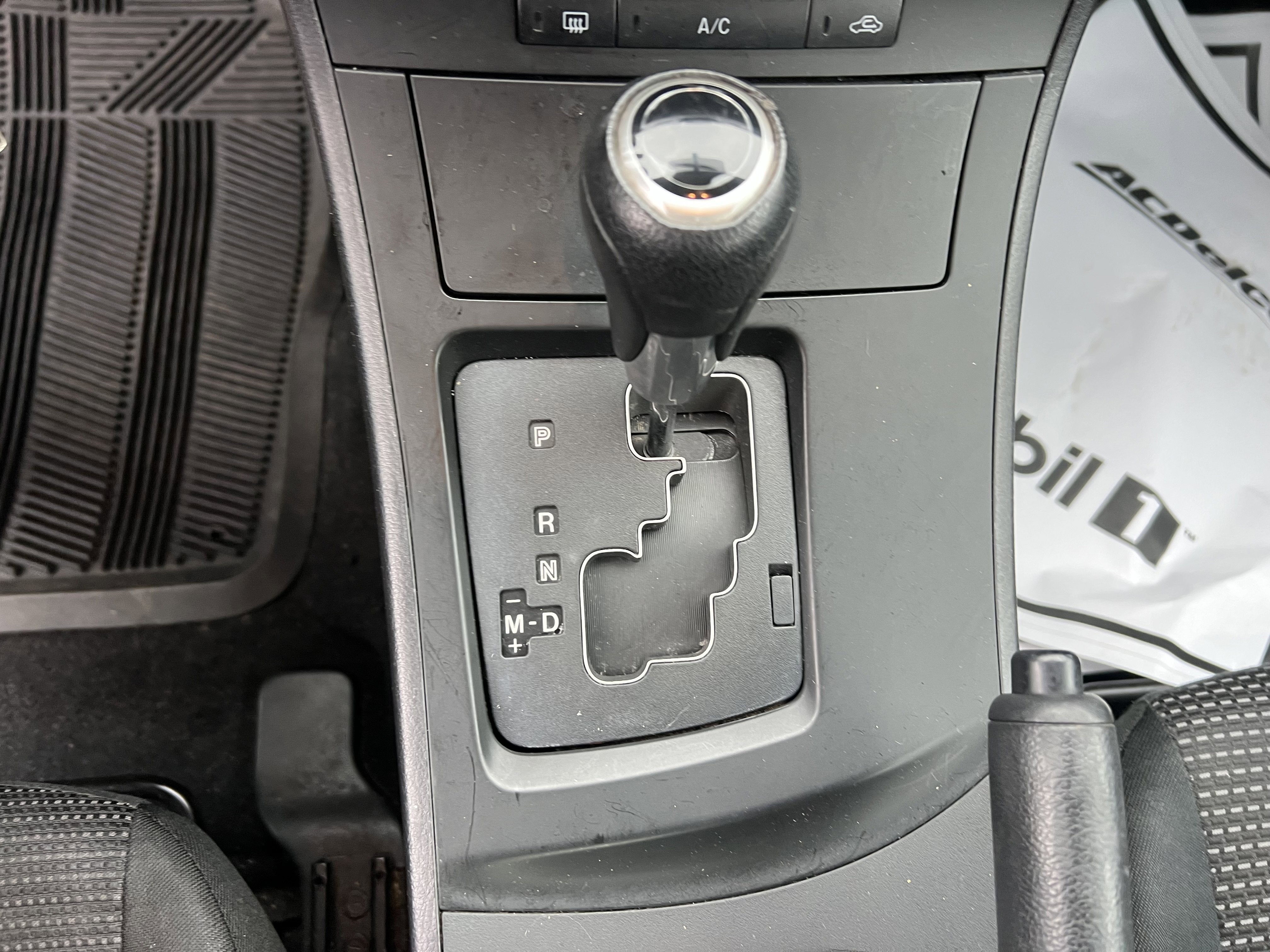 2013 Mazda Mazda3 i Sport