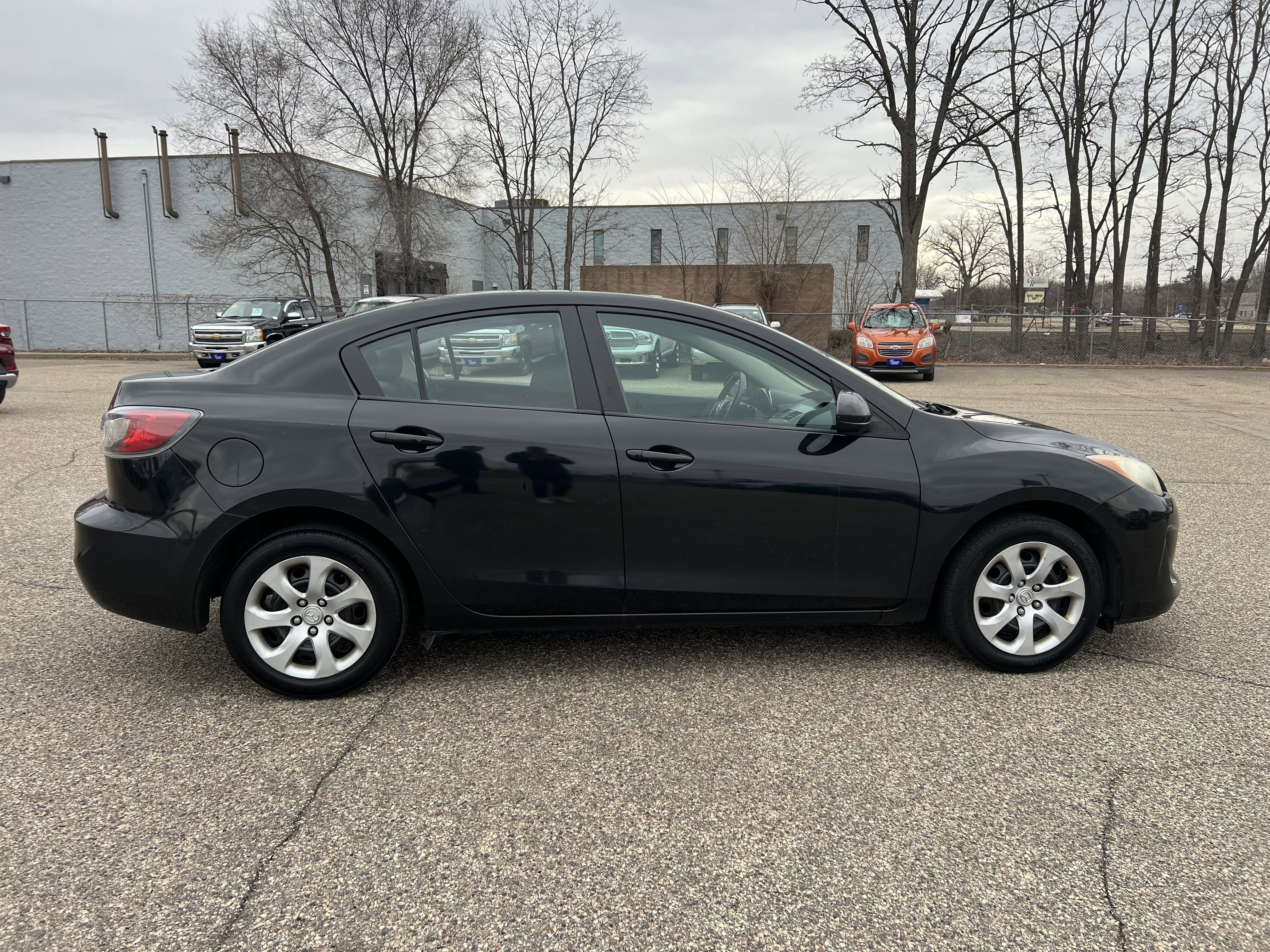 2013 Mazda Mazda3 i Sport