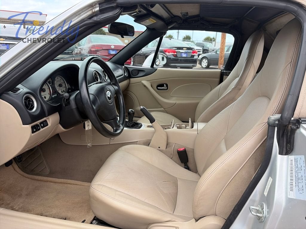 2003 Mazda Mazda MX-5 Miata Cloth