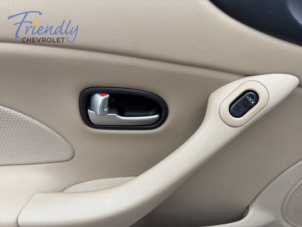 2003 Mazda Mazda MX-5 Miata Cloth