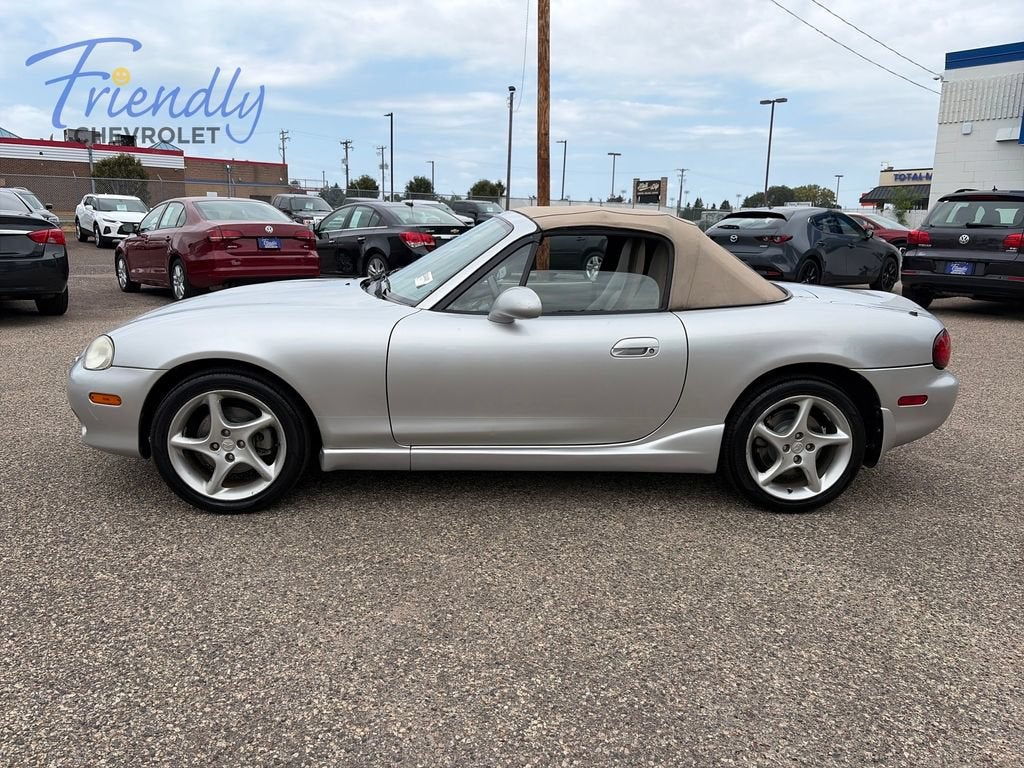 2003 Mazda Mazda MX-5 Miata Cloth