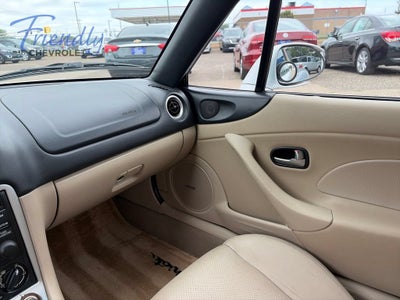 2003 Mazda Mazda MX-5 Miata Cloth