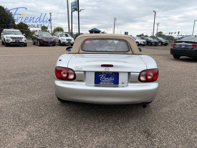 2003 Mazda Mazda MX-5 Miata Cloth