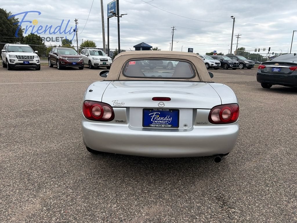 2003 Mazda Mazda MX-5 Miata Cloth
