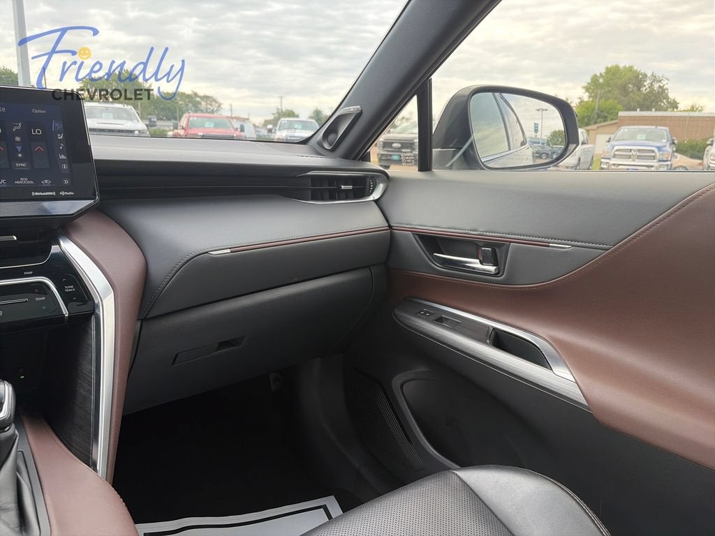 2021 Toyota Venza LE