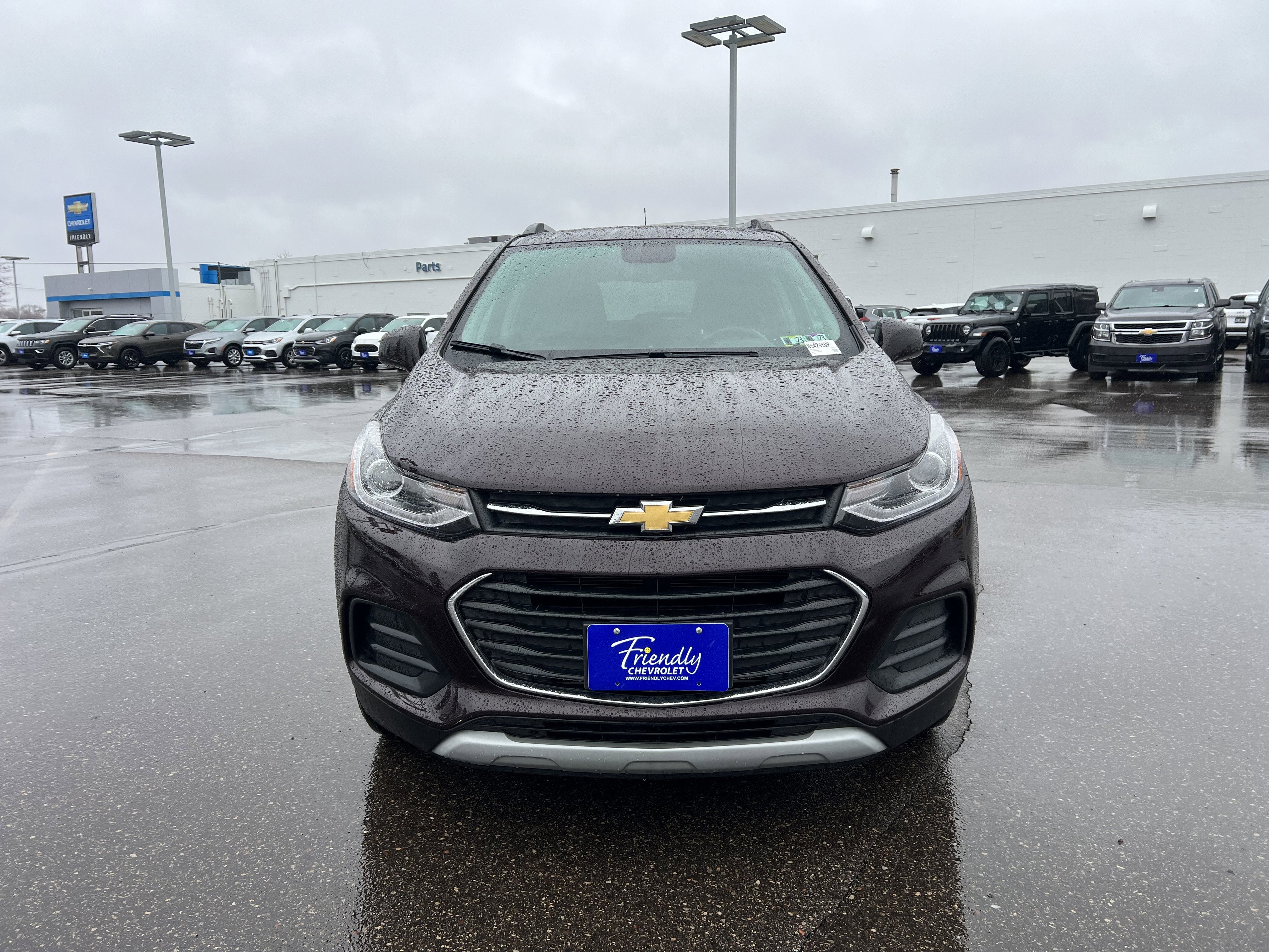 Used 2022 Chevrolet Trax LT with VIN KL7CJPSM5NB542450 for sale in Fridley, Minnesota
