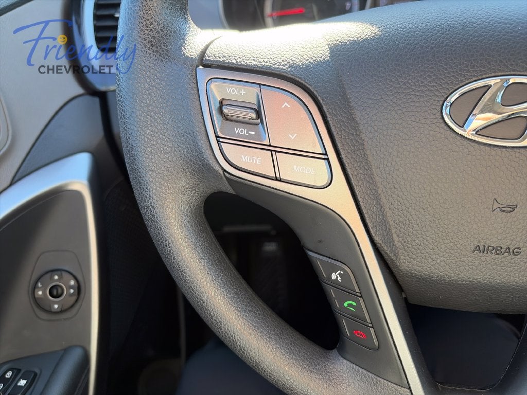 2016 Hyundai Santa Fe SE