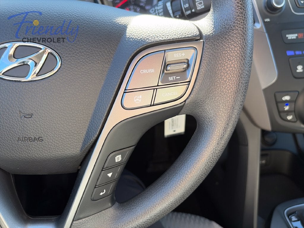 2016 Hyundai Santa Fe SE