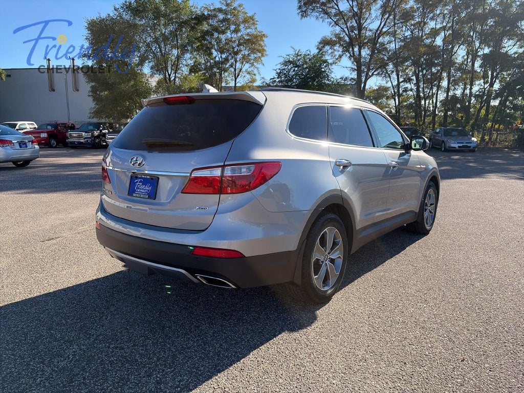2016 Hyundai Santa Fe SE