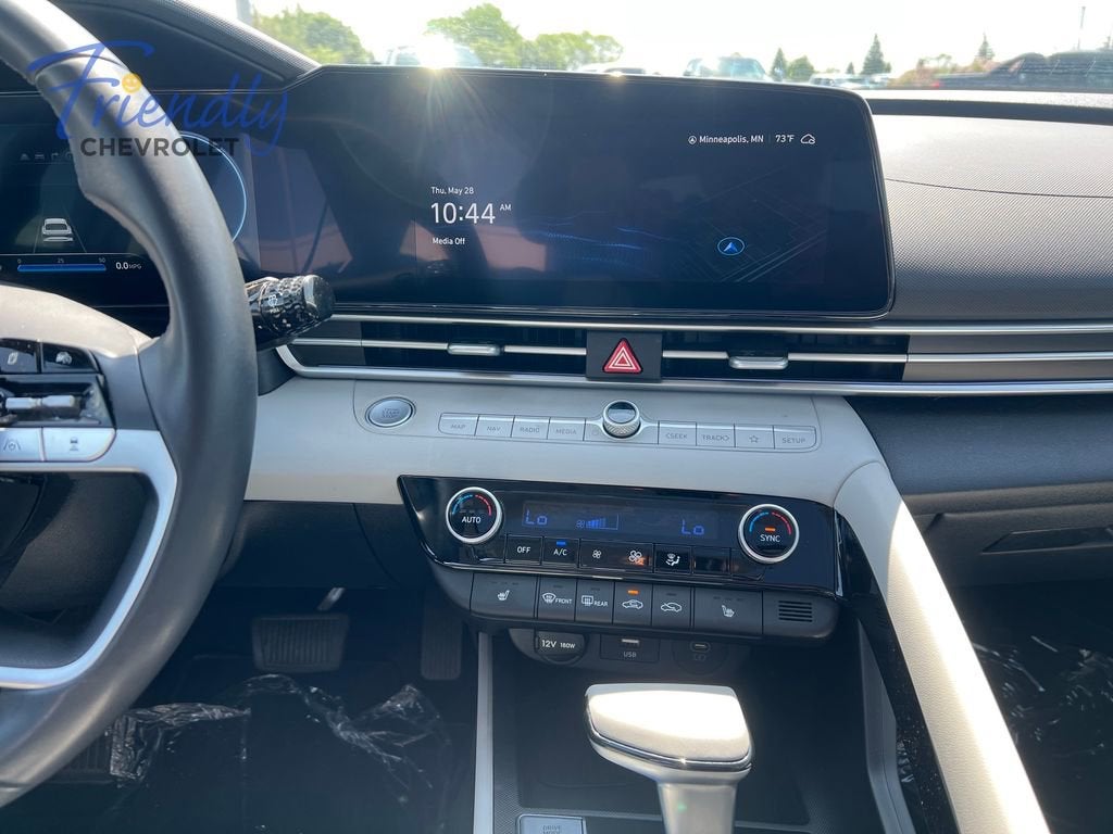 2025 Hyundai Elantra Limited