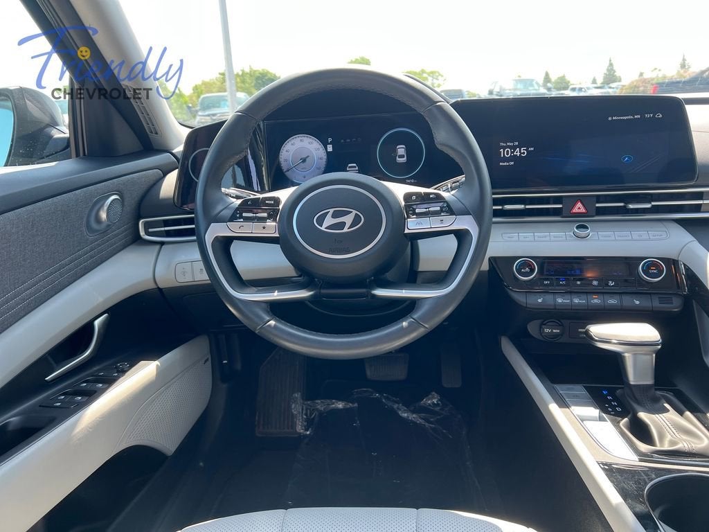 2025 Hyundai Elantra Limited
