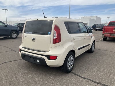 2013 Kia Soul Base
