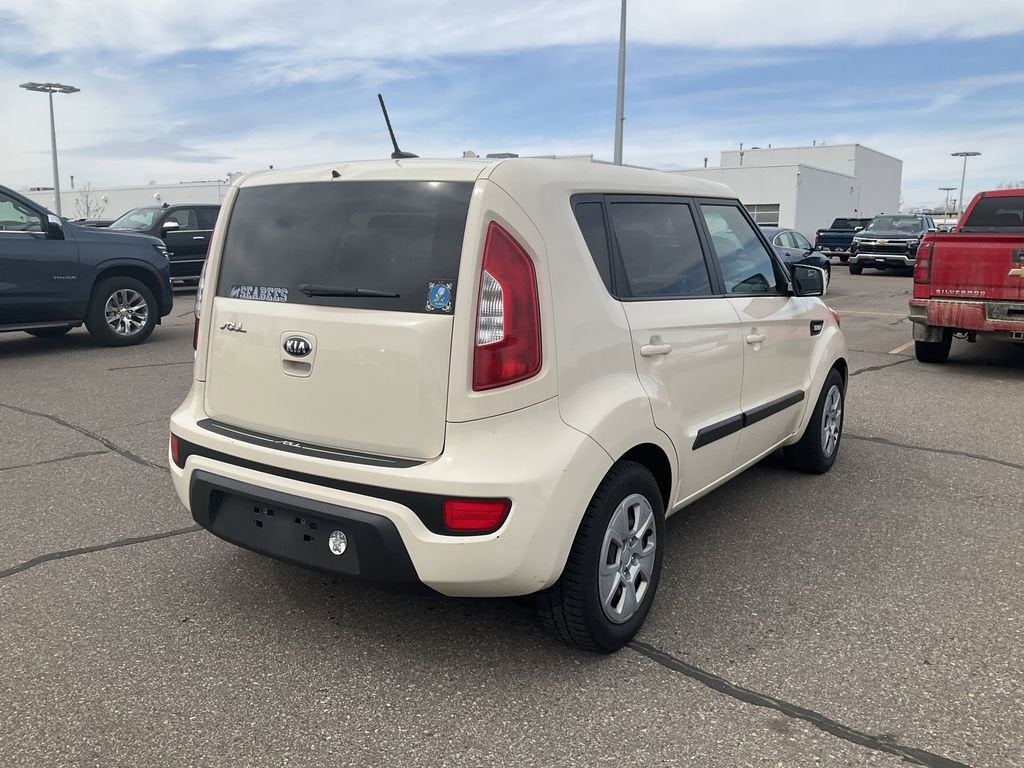 2013 Kia Soul Base