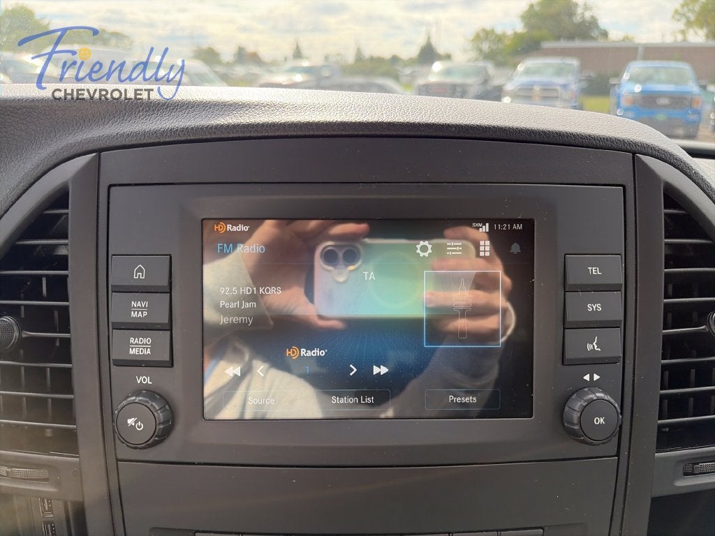 2023 Mercedes-Benz Metris Standard Roof 126" Wheelbase