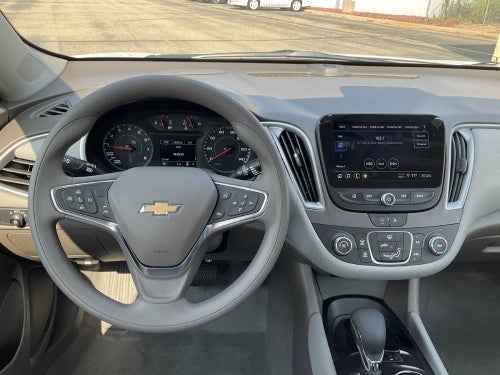 2025 Chevrolet Malibu view of dash