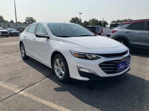 2025 Chevrolet Malibu exterior view