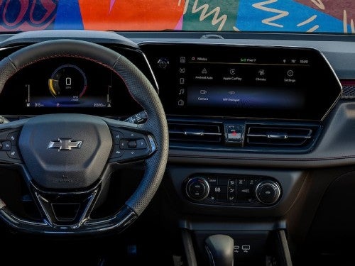 2025 Chevrolet Trailblazer view of touchscreen and dash