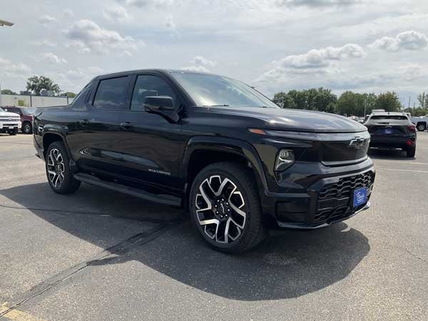 2024 Silverado EV exterior